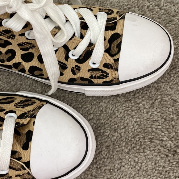 Cheetah Print High Top Sneaker - Picture 3 of 7